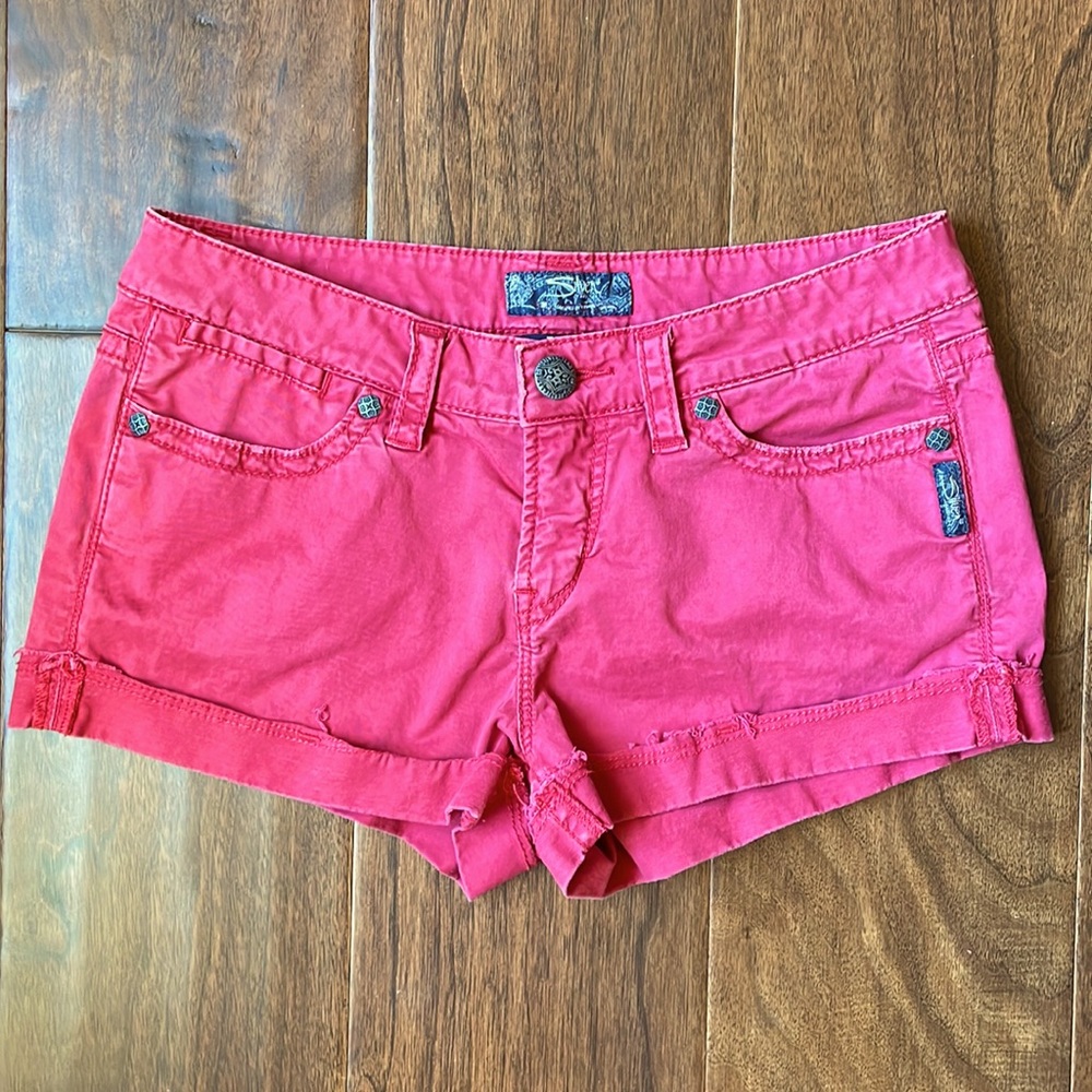 Silver Toni 3 1/2” Denim Shorts - size 29